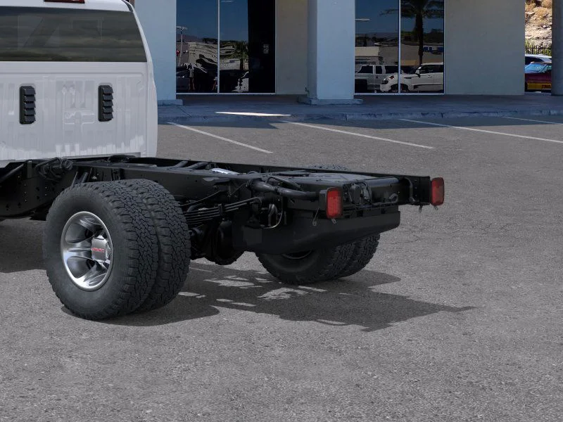 New 2026 Summit White GMC Pro image 14
