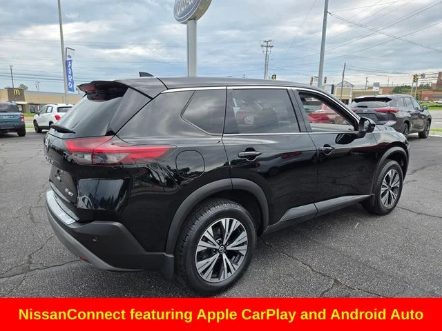 Used 2021 Black Nissan SV image 9