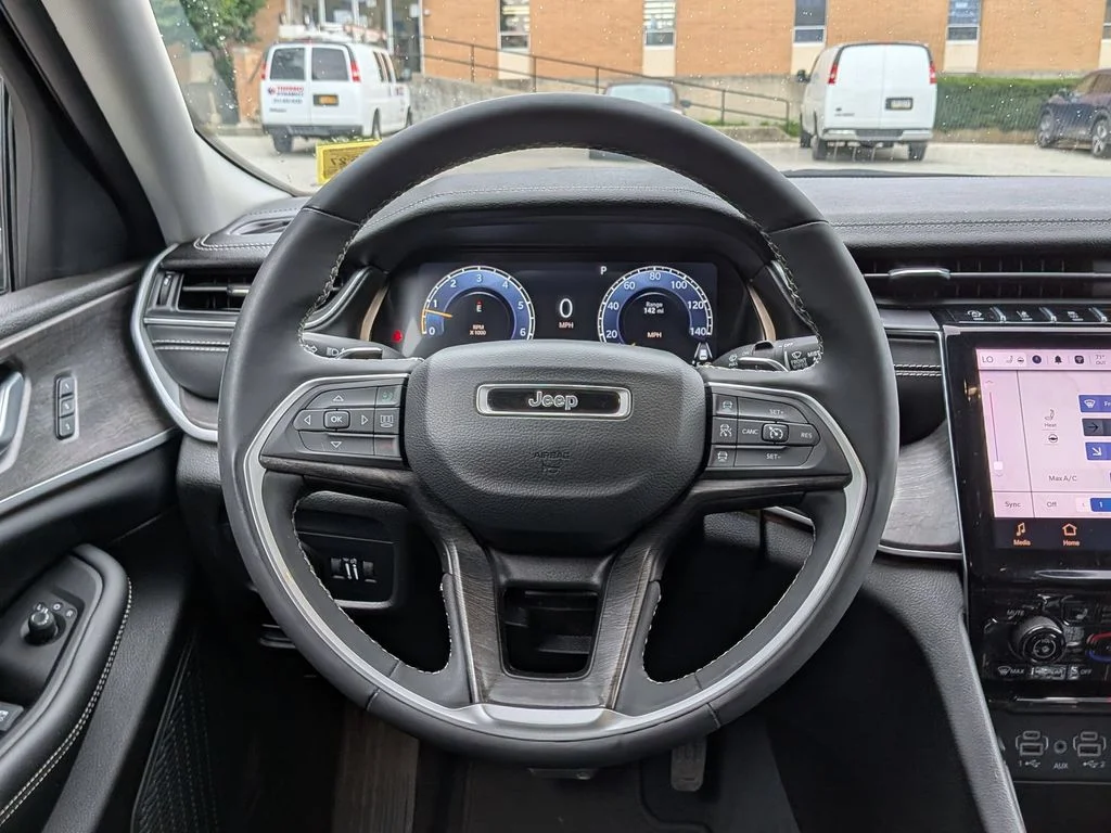 Used 2023 Brown Jeep Limited image 14