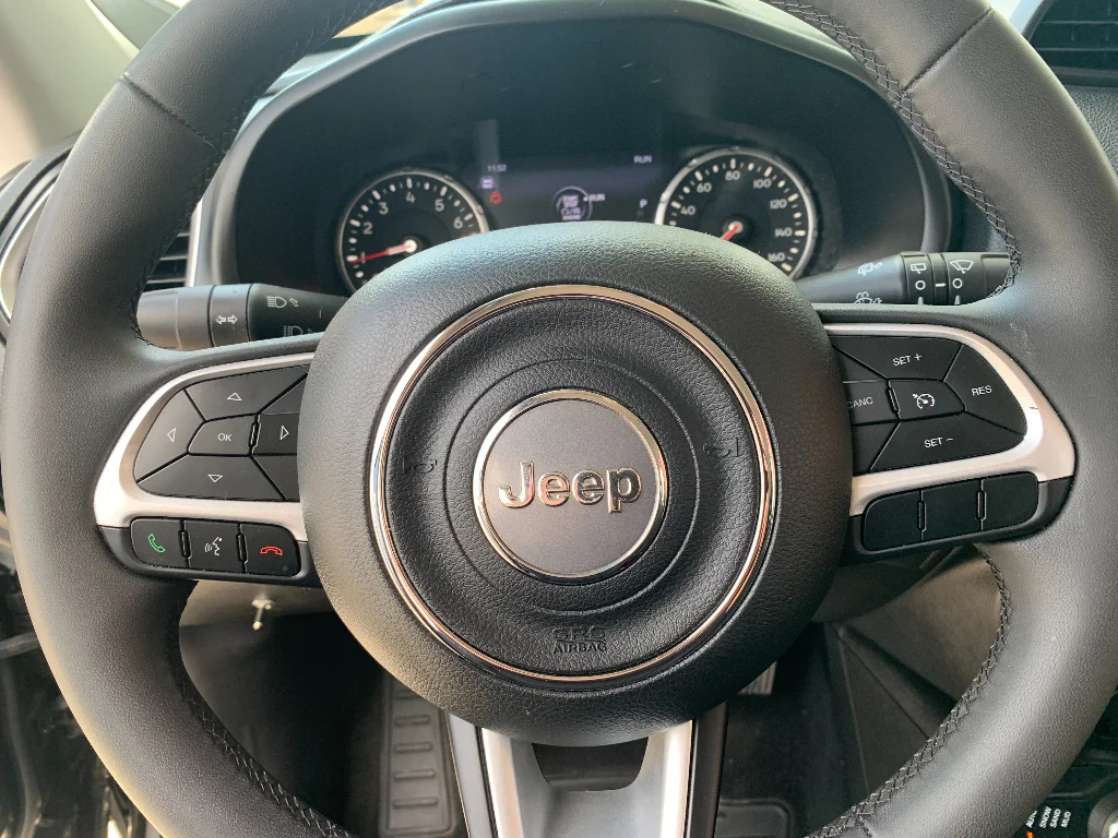 Used 2021 Black Clearcoat Jeep Latitude image 13