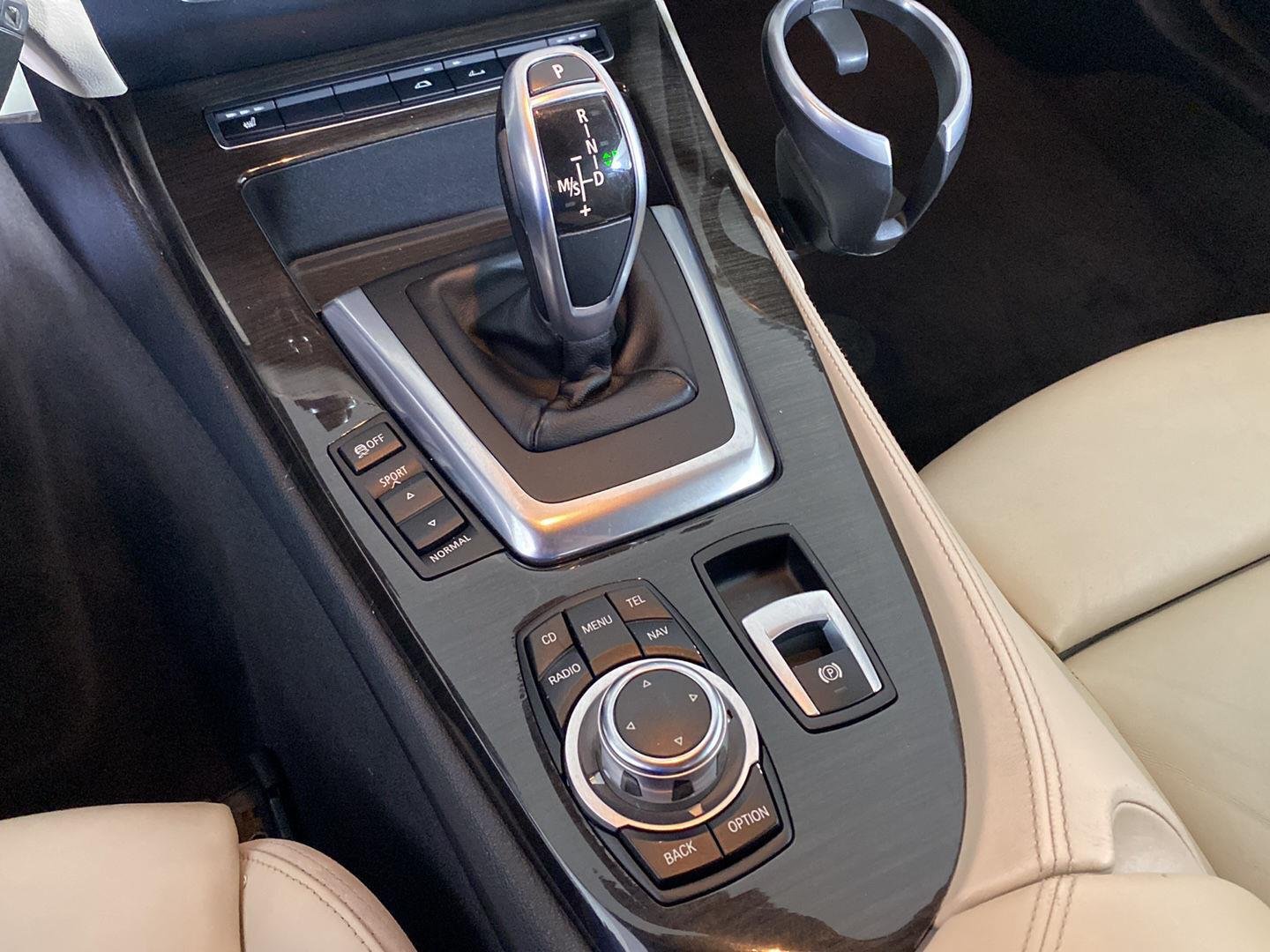 Used 2011 Black Sapphire Metallic BMW sDrive35is image 20