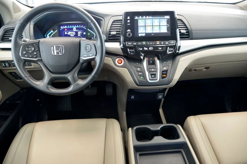 Used 2023 White Honda EX-L image 17