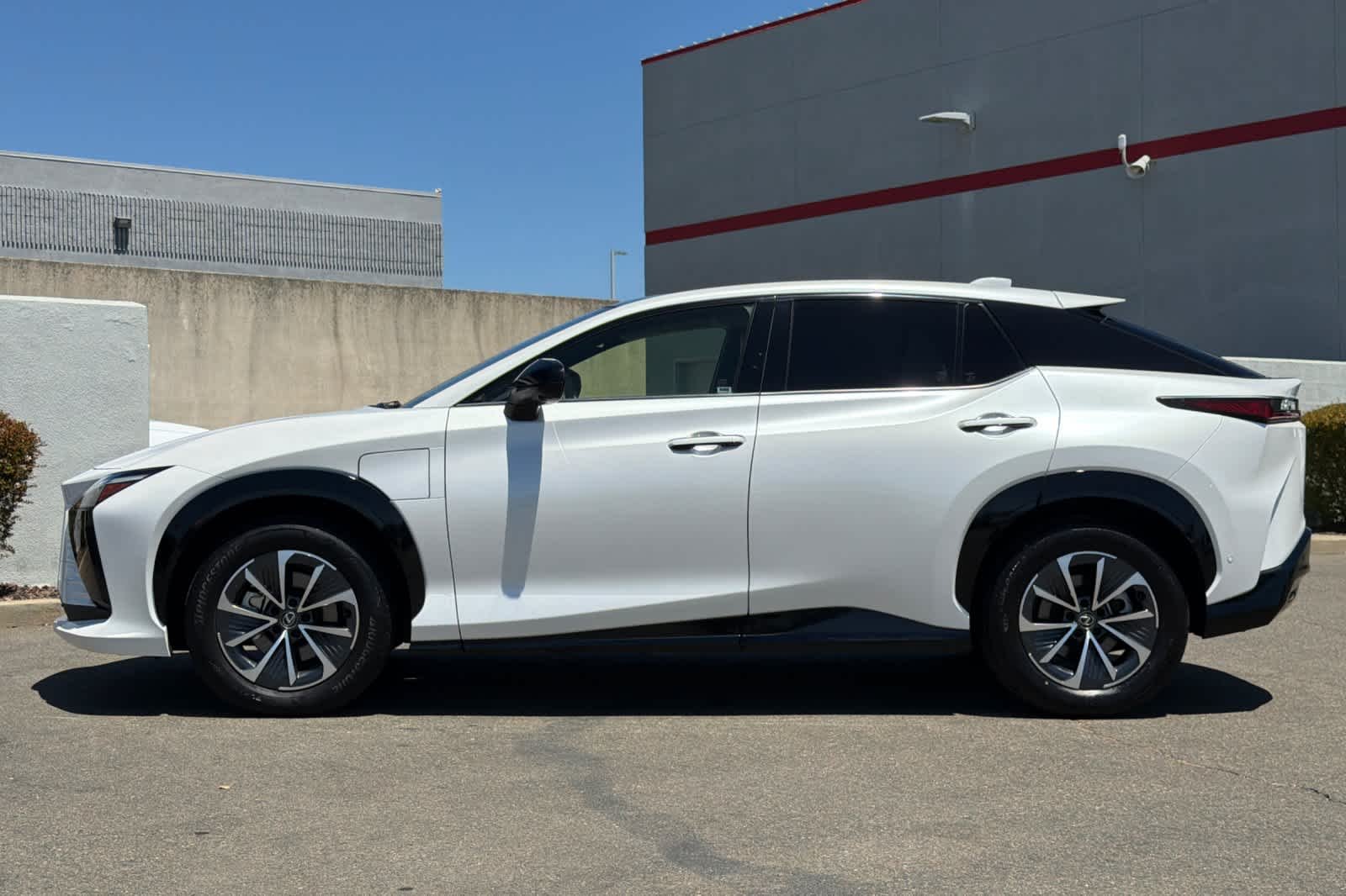 Certified Used 2023 Eminent White Pearl Lexus Premium image 9