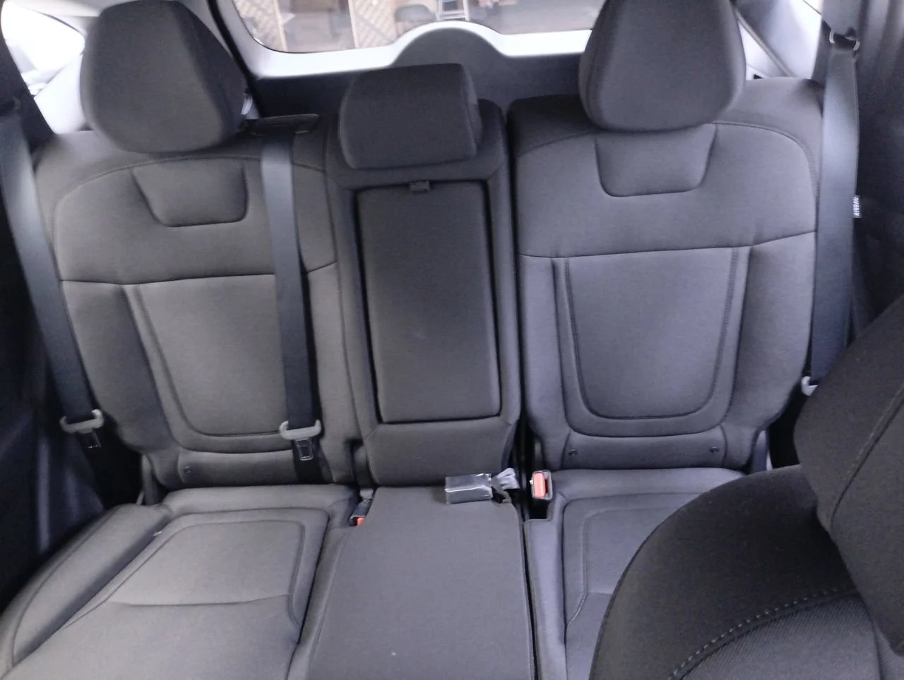 New 2026 White Pearl Tricoat Hyundai SE image 14
