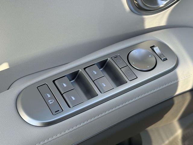 New 2026 White Hyundai SEL AWD image 29