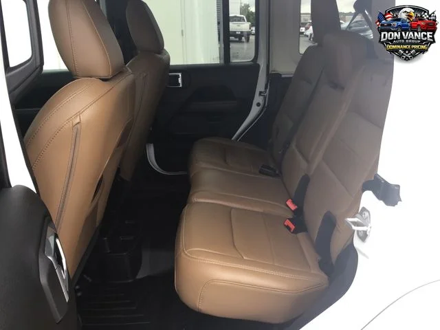 Used 2022 White Jeep Unlimited Sahara image 26