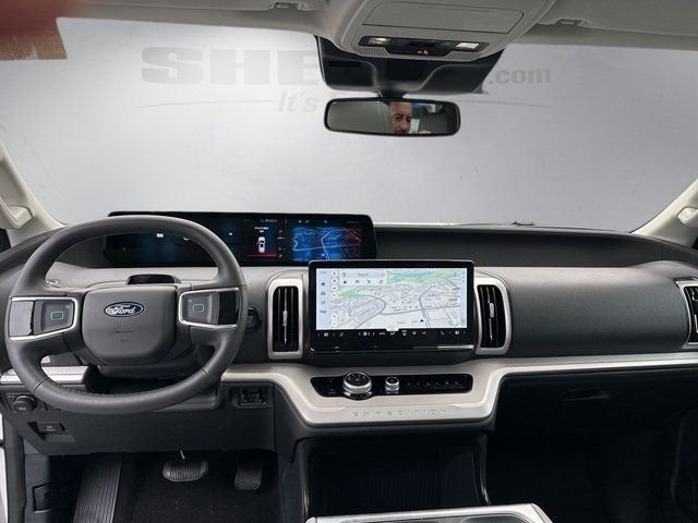 Used 2025 White Ford Active image 3