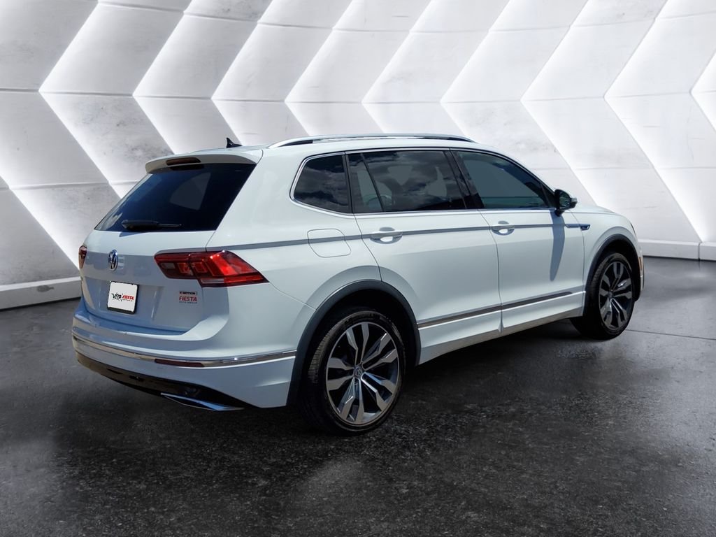 Used 2019 Beige Volkswagen 2.0T SEL Premium R-Line image 4