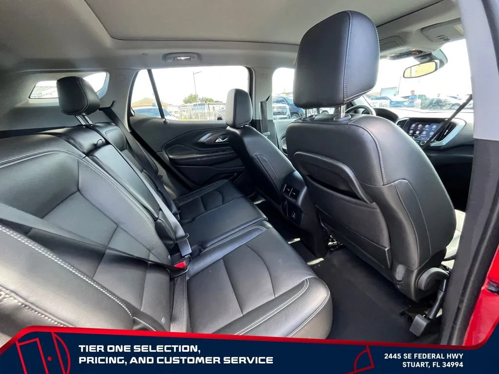 Used 2023 Volcanic Red Tintcoat GMC SLT image 18