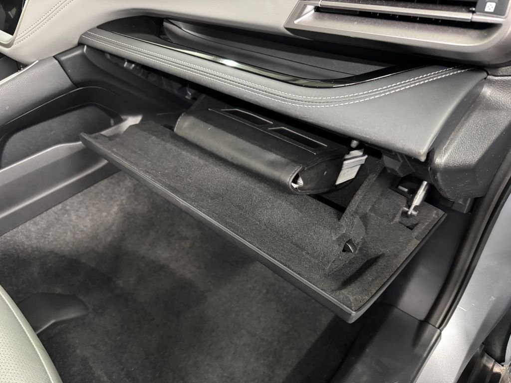 Used 2021 Silver Subaru Limited image 30