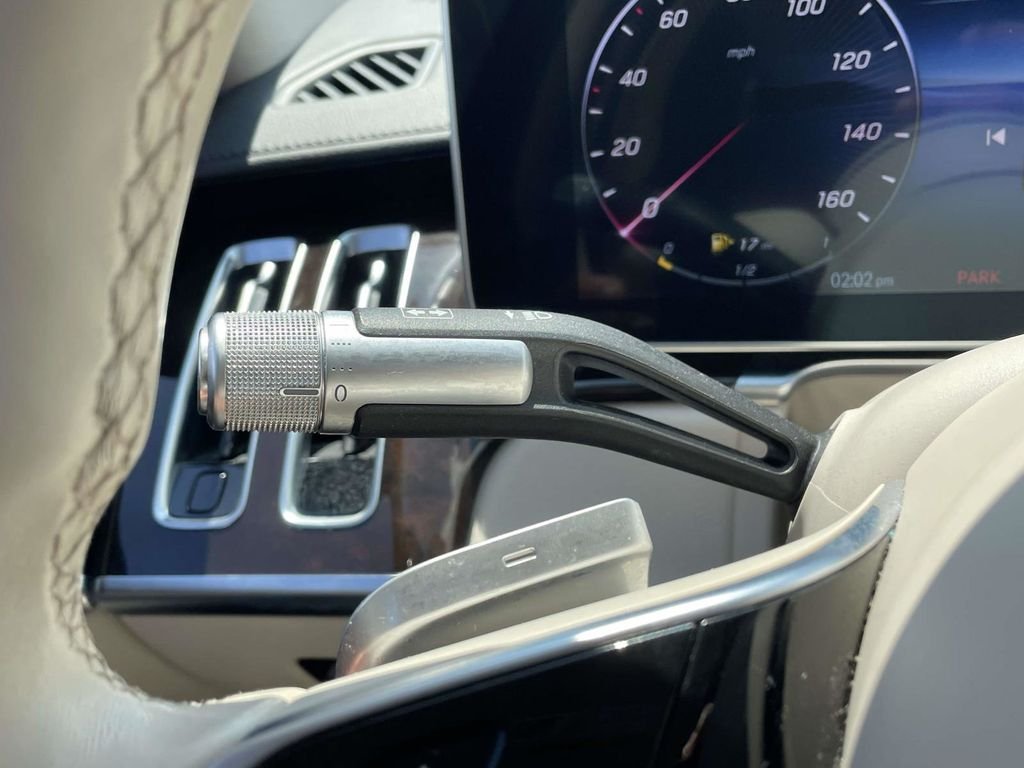 Used 2022  Mercedes-Benz S 580 image 39