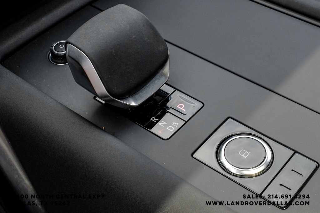 Used 2025 Black Land Rover S image 31