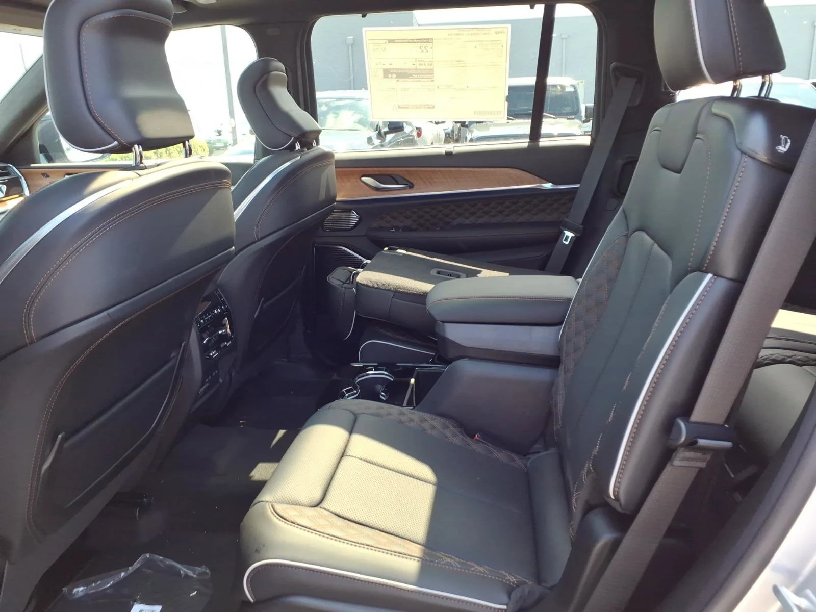 New 2026 Silver Zynith Exterior Paint Jeep Summit image 16