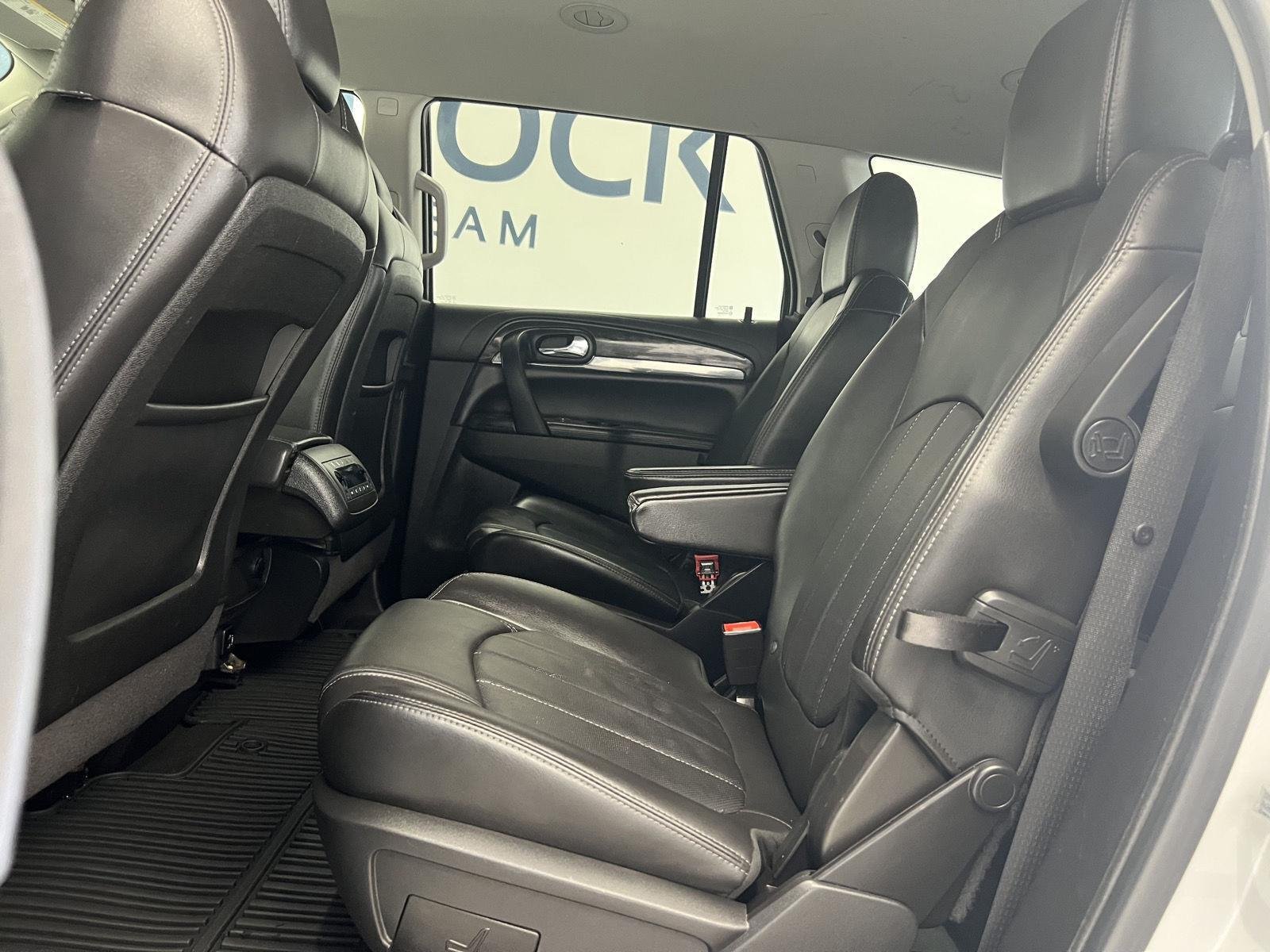 Used 2017 White Frost Tricoat Buick Premium image 25