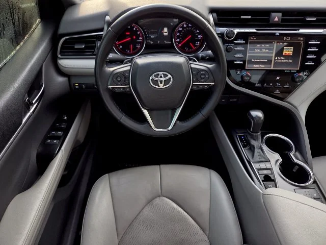 Used 2020 Blue Toyota XSE V6 image 12