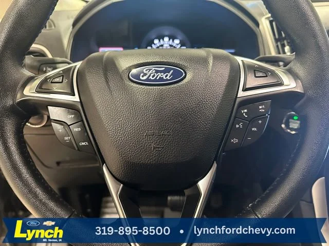 Used 2024 Gray Ford SEL image 9