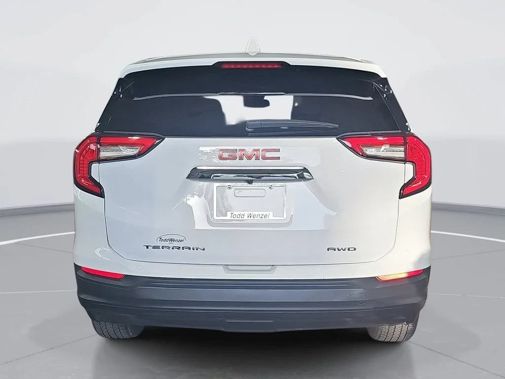 Certified Used 2023 Summit White GMC SLE image 5