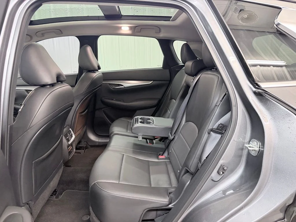 Used 2023 Gray INFINITI LUXE image 29