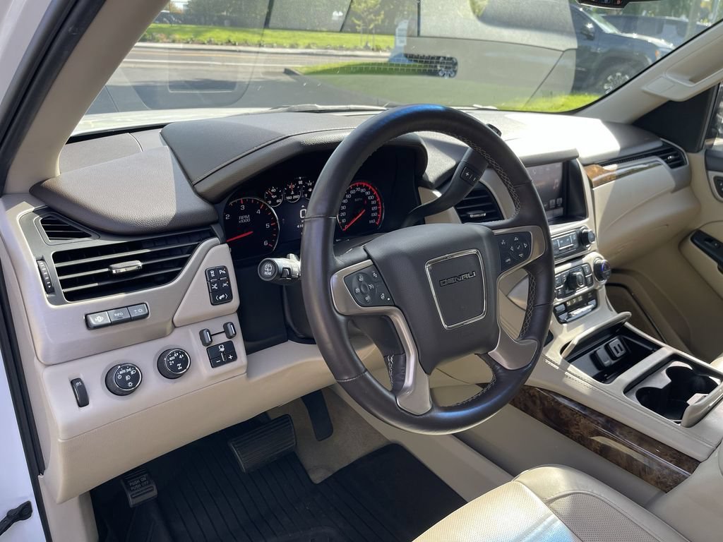 Used 2016 SUMMIT WHITE GMC Denali image 10