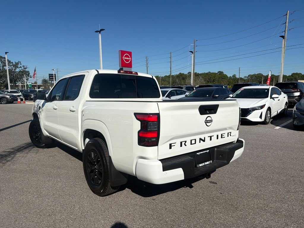 New 2026 Nissan Frontier SV 4D Crew Cab