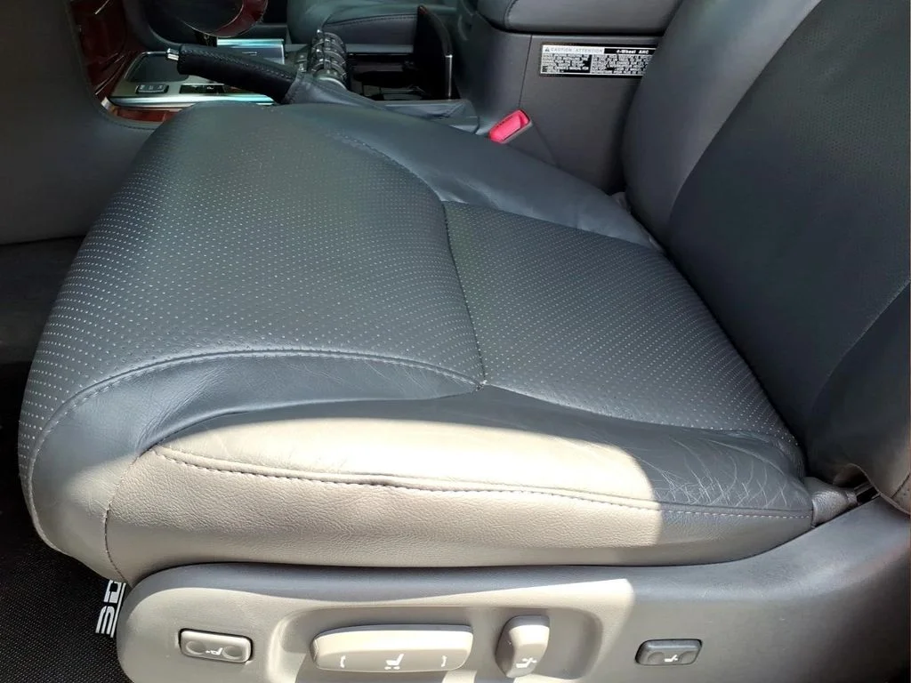 Used 2008  Lexus 570 image 18