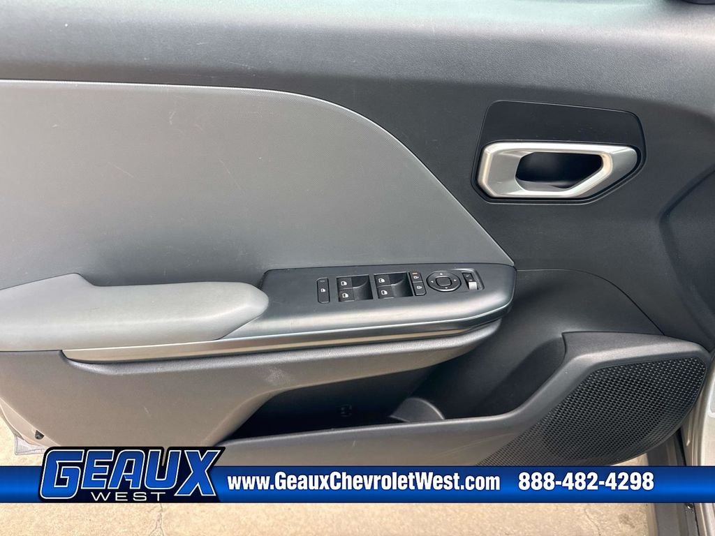 Used 2025 Gray Kia LXS image 37