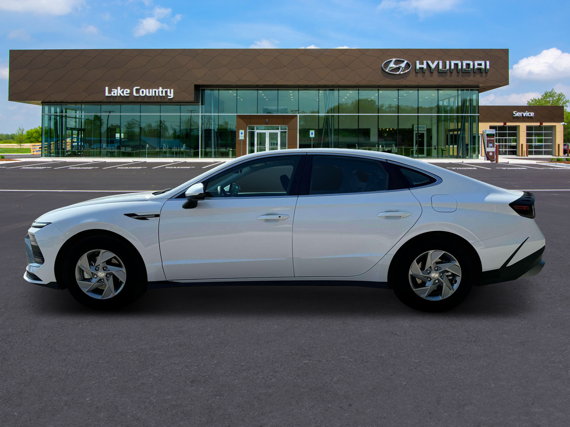 New 2025 White Hyundai SE image 3