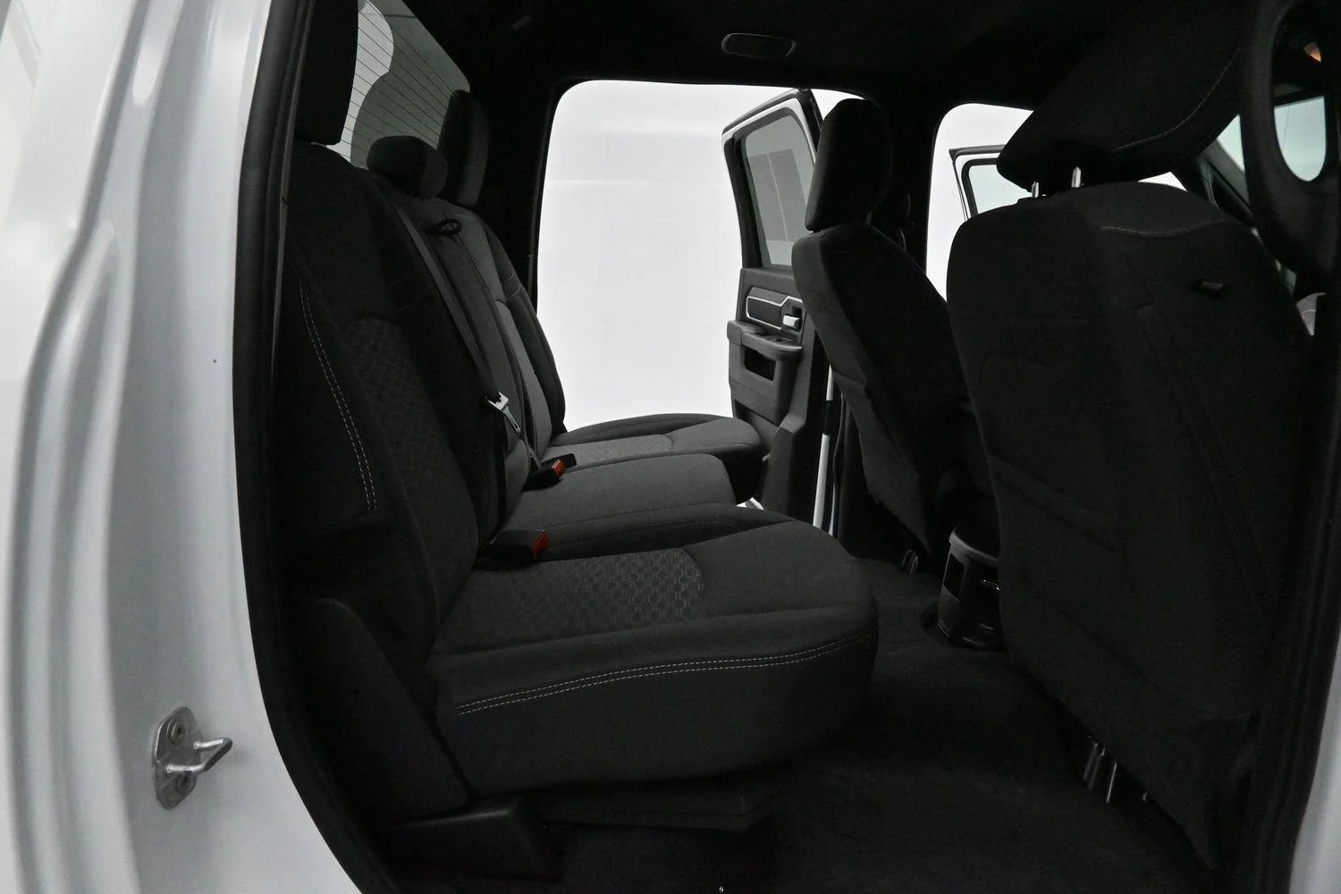 Used 2025 White Ram Big Horn image 30