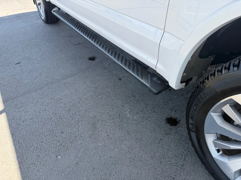 Used 2017 White Platinum Me Ford XL image 27