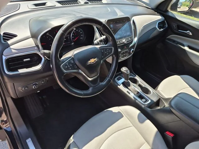 Used 2020 Blue Chevrolet Premier image 10