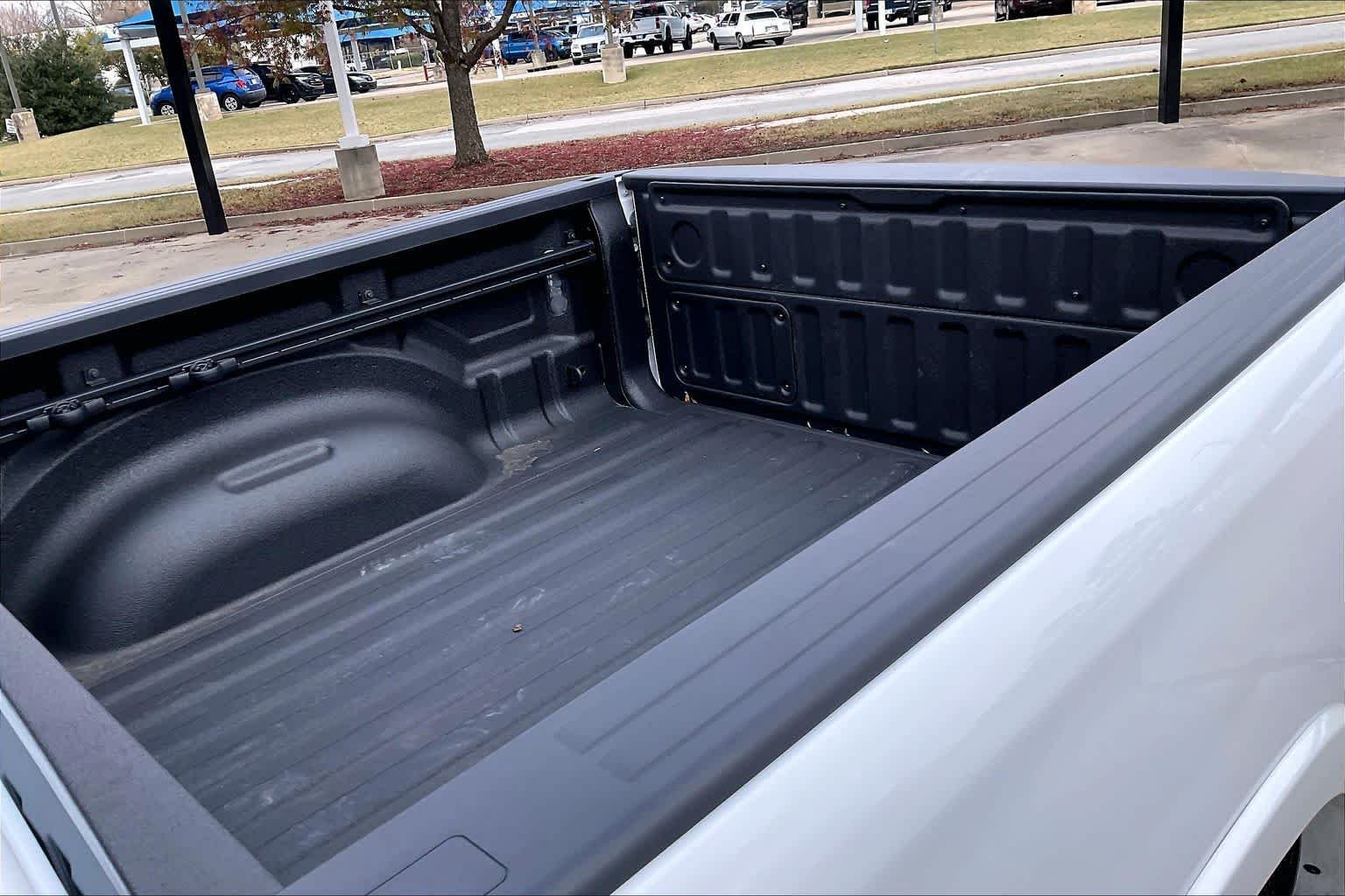 New 2026 Bright White Clear-Coat Exterior Paint RAM Laramie image 16