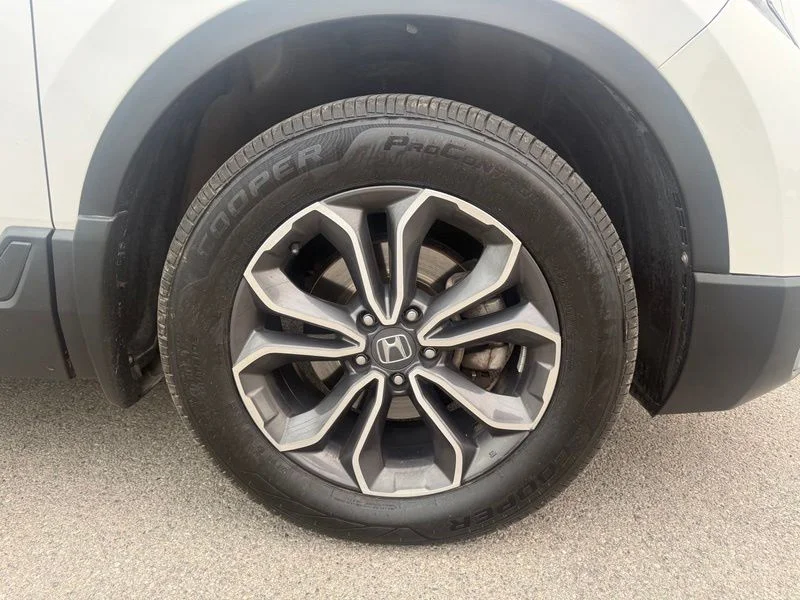 Used 2021 White Honda EX image 12