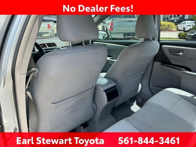 Used 2017 Silver Toyota LE image 14