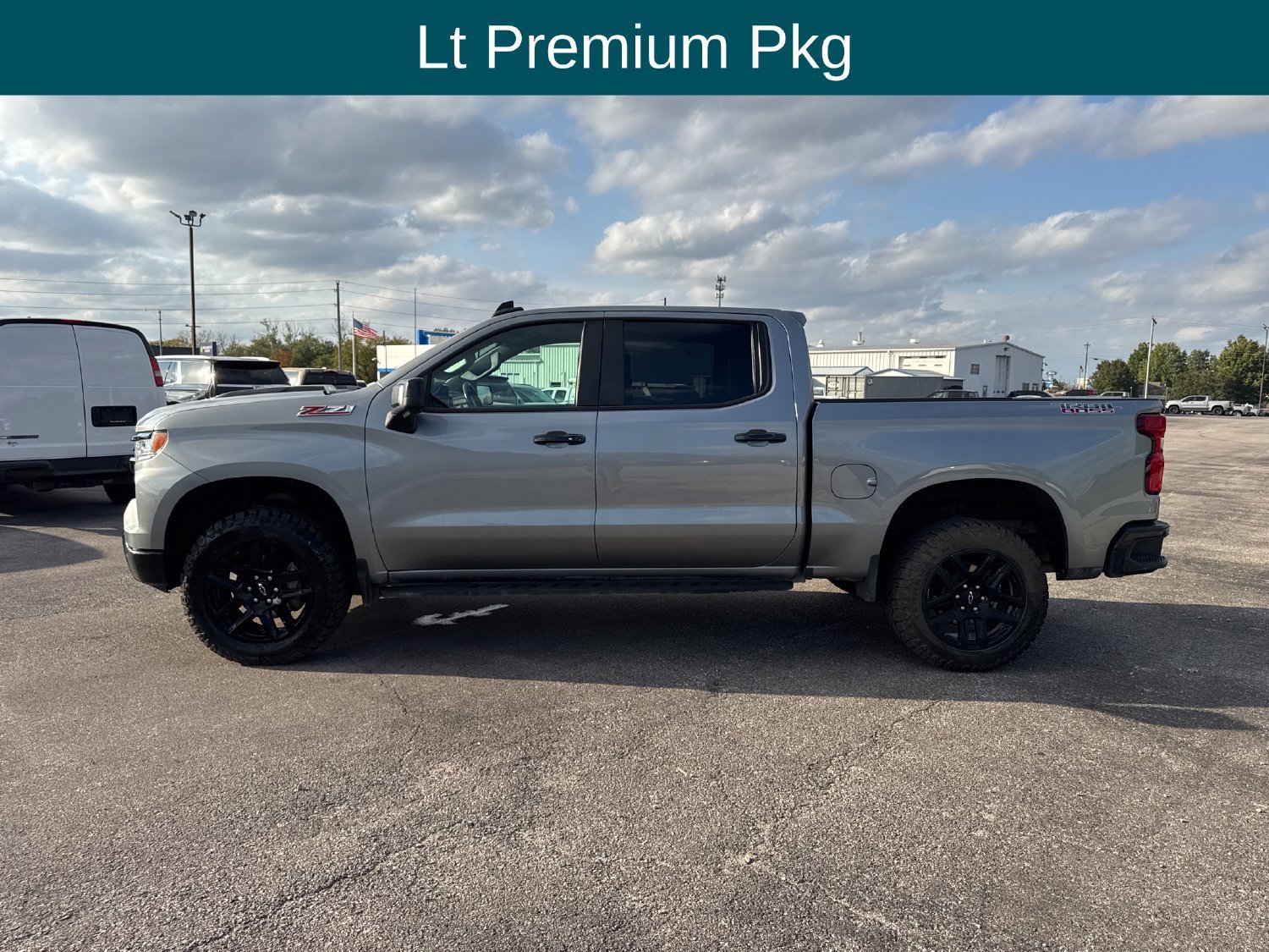 Used 2023 Chevrolet Silverado 1500 LT Trail Boss with VIN 3GCUDFED3PG362026 for sale in Kansas City