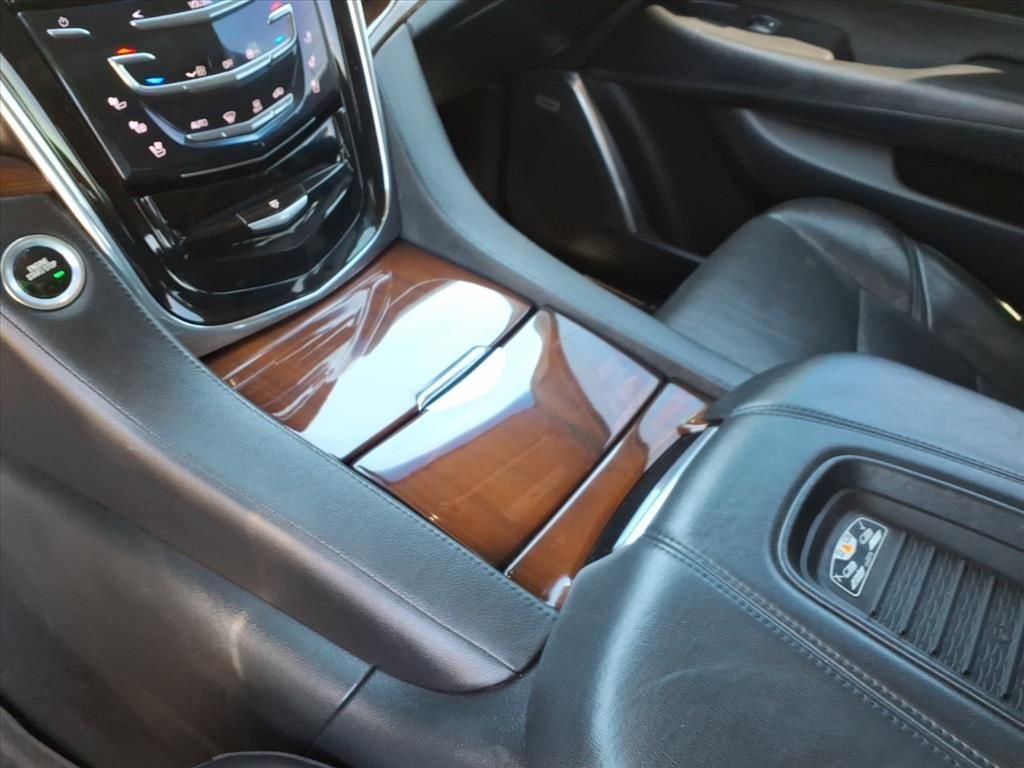 2018 Cadillac Escalade Premium Luxury - Photo 24