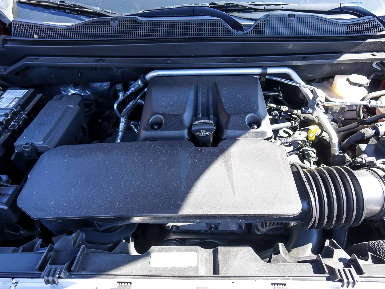 Used 2024 Volcanic Red Tintcoat GMC 4WD AT4 image 30
