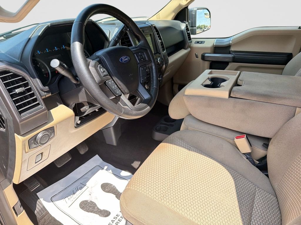 Used 2017 Gold Ford XLT image 22