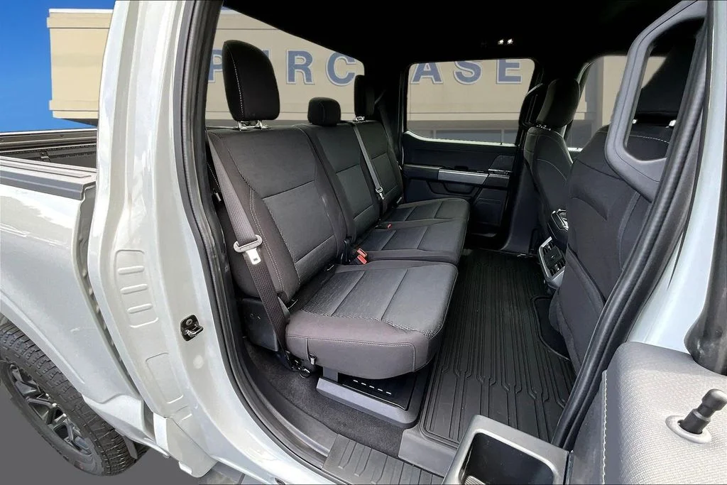 New 2026 Avalanche Ford XLT image 10