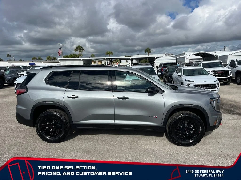 2026 GMC Acadia AT4 - Photo 4
