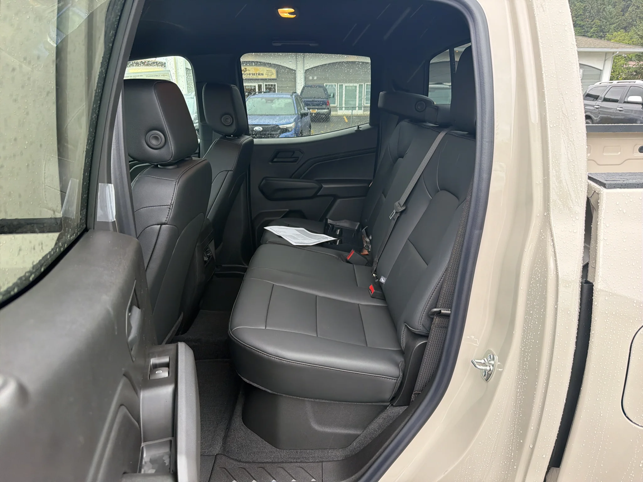 2026 Chevrolet Colorado Trail Boss - Photo 11