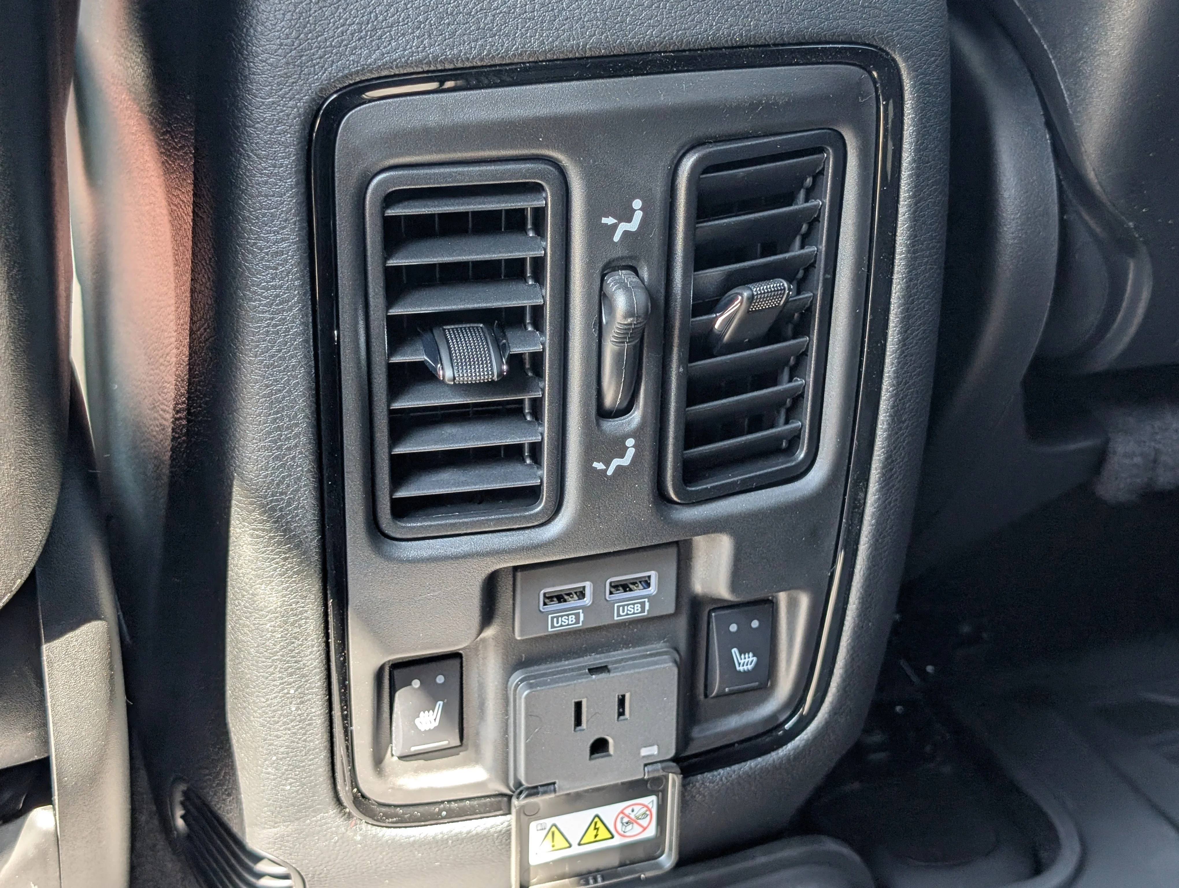 New 2026 White Knuckle Dodge GT HEMI V8 Plus image 24
