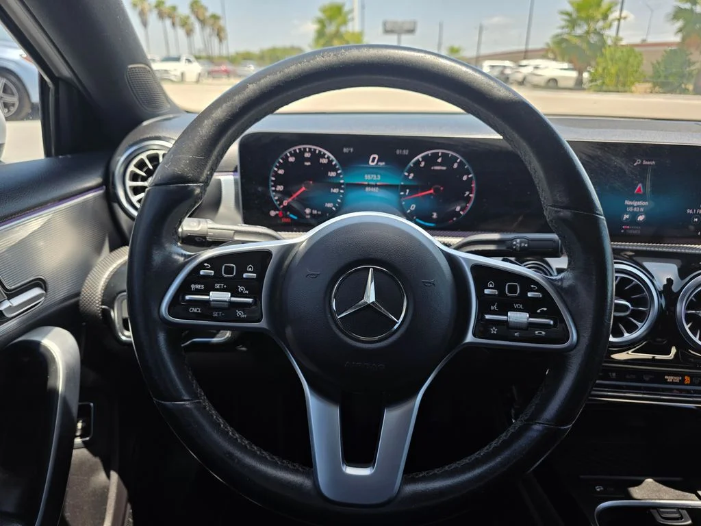 Used 2019 White Mercedes-Benz A 220 image 19