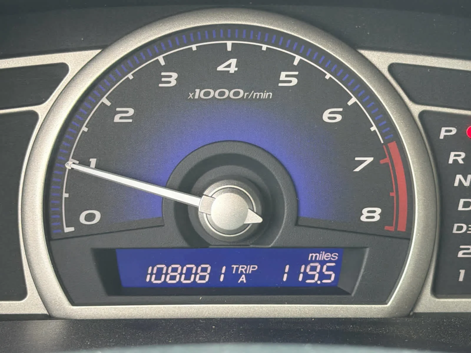 Used 2008 Red Honda LX image 10
