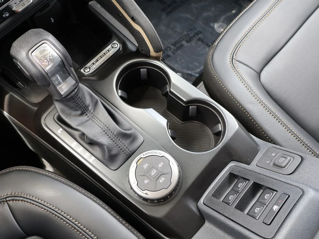 New 2026 Desert Sand Ford Badlands® image 37