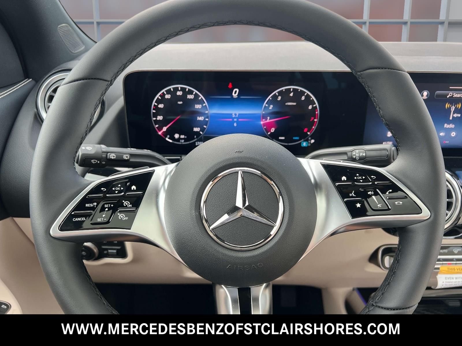 New 2026 Mountain Grey Metallic Mercedes-Benz GLA 250 image 20