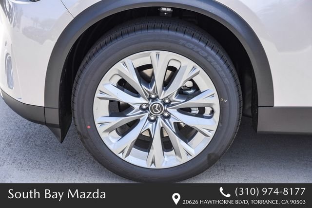 New 2026 Platinum Quartz Metallic Mazda 3.3 Turbo Premium Plus AWD image 11