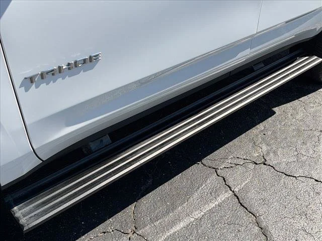 Used 2023 IRIDESCENT PEARL TRICOAT Chevrolet Premier image 15