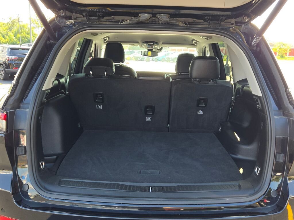 Used 2023 Black Jeep Limited image 16