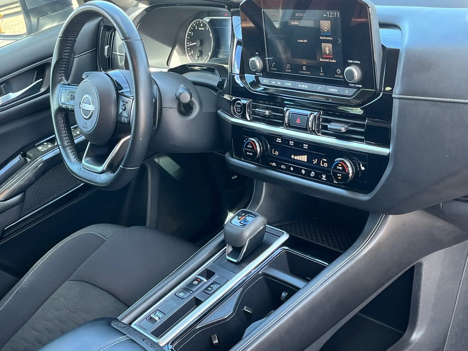 Used 2022 Gun Metallic Nissan SV image 8