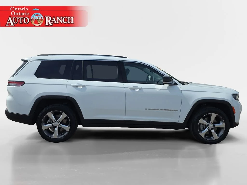 Used 2021 Bright White Clearcoat Jeep Limited image 6